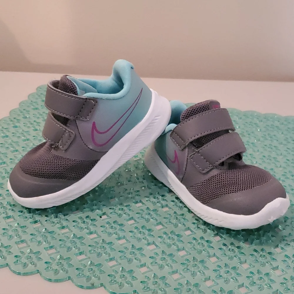 Reduced! Nike Star Runner toddler sneakers 👟 - Picture 1 of 7